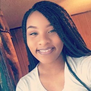 Meet your Posher, Kandice